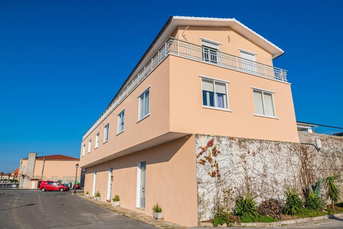 Apartamento Centrico Con Vistas Al Mar Villanueva De Arosa Exterior foto