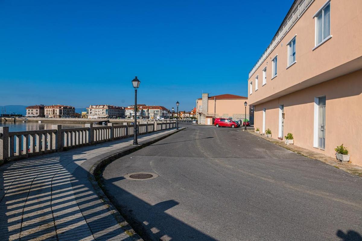 Apartamento Centrico Con Vistas Al Mar Villanueva De Arosa Exterior foto